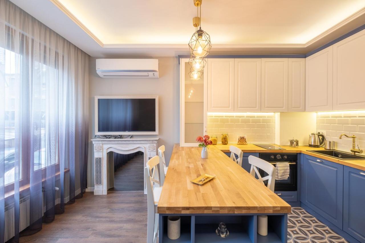 Designer & Cozy 2Bd Flat With A Parking In The City Center By Flat Mаnager Sofia Zewnętrze zdjęcie