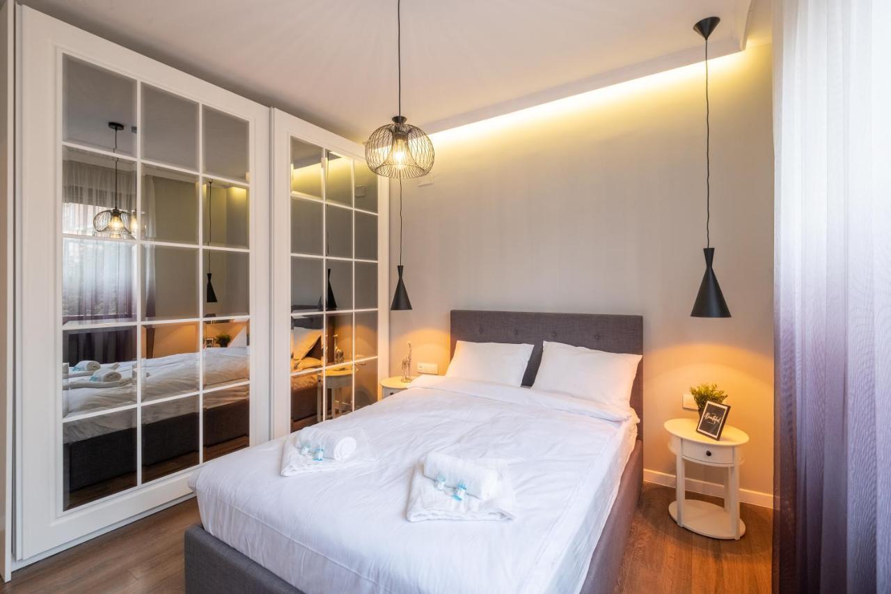 Designer & Cozy 2Bd Flat With A Parking In The City Center By Flat Mаnager Sofia Zewnętrze zdjęcie