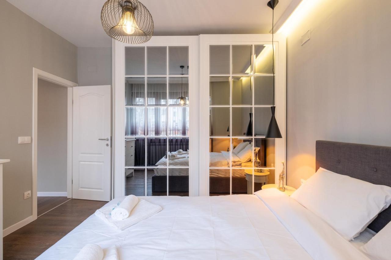 Designer & Cozy 2Bd Flat With A Parking In The City Center By Flat Mаnager Sofia Zewnętrze zdjęcie